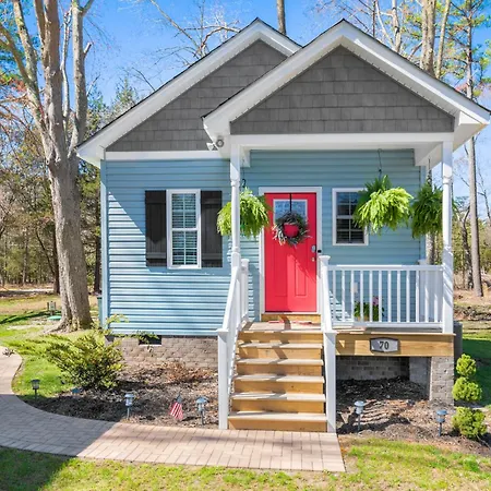 Tiny Luxury Studio Guesthouse In Deltaville